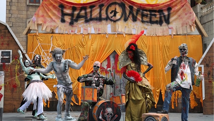 Lễ hội Halloween huyền bí trên đỉnh Bà Nà