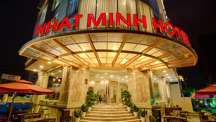 Khách sạn Nhật Minh thiết kế trang nhã, hiện đại, view ngắm nhìn biển Mỹ Khê