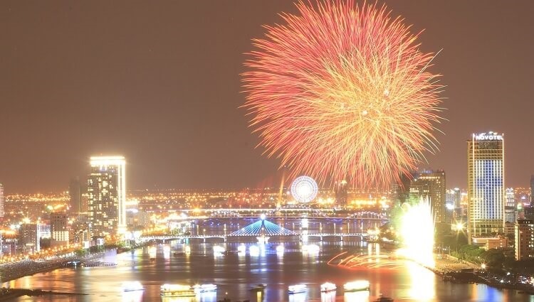 Đà Nẵng đón chào Cơn mưa "Tình yêu" đầy lãng mạn đến từ hai đội Phần Lan và Ý