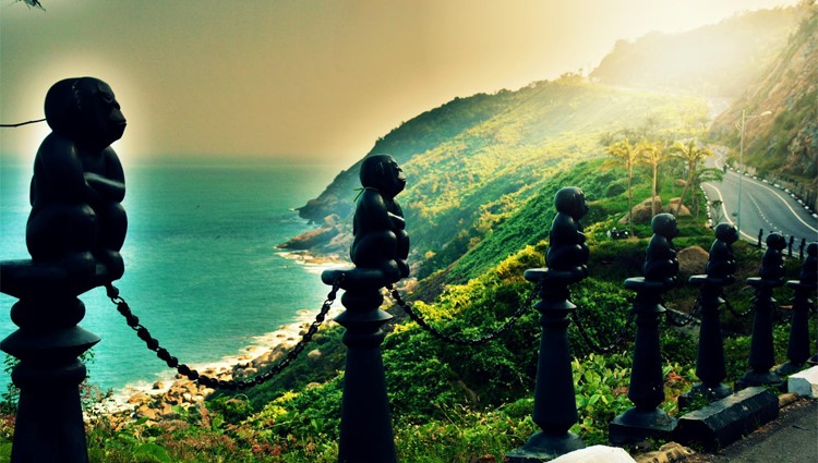 Một ngày tại bán đảo Sơn Trà