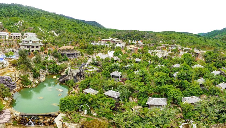 Đà Nẵng ra mắt Công viên suối khoáng nóng Núi Thần Tài