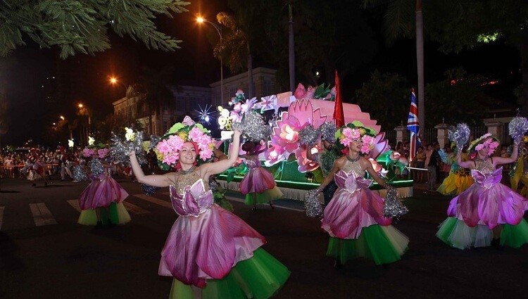 Ấn tượng Lễ hội Carnaval đường phố 2019 với những màn trình diễn siêu cuốn hút
