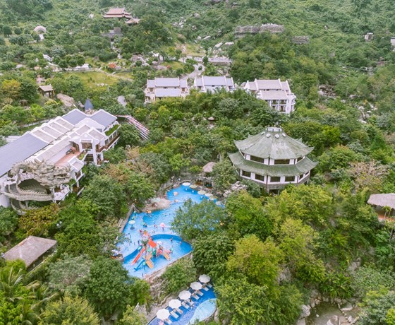 Tour Núi Thần Tài 1 ngày