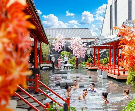 Mikazuki Water Park 365 - Combo Vé + Bữa Trưa Cuối tuần (T7-CN-Lễ)