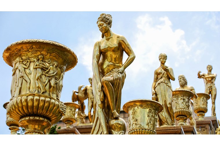 Bà Nà Hill Đà Nẵng - Combo Đêm Bà Nà by Night (16h, 18h, 19h)