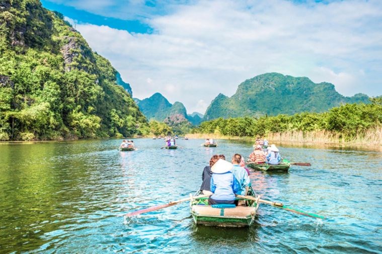 Tour Chùa Bái Đính - KDL Sinh Thái Tràng An - Hang Múa 1 Ngày