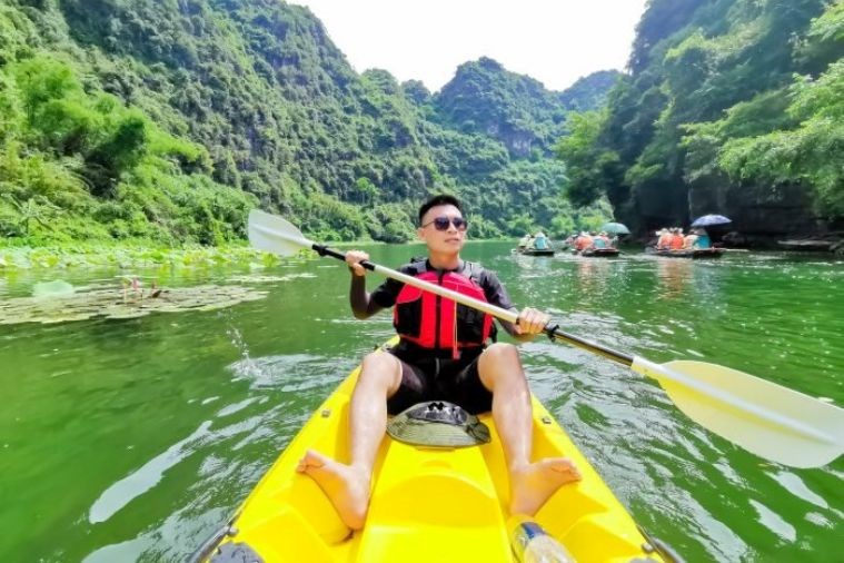 Tour Chùa Bái Đính - KDL Sinh Thái Tràng An - Hang Múa 1 Ngày