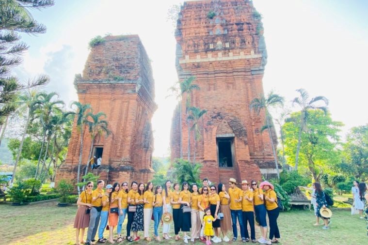 Tour Quy Nhơn - Kỳ Co - Eo Gió - Bãi Xép - Ghềnh Ông 4 Ngày 3 Đêm