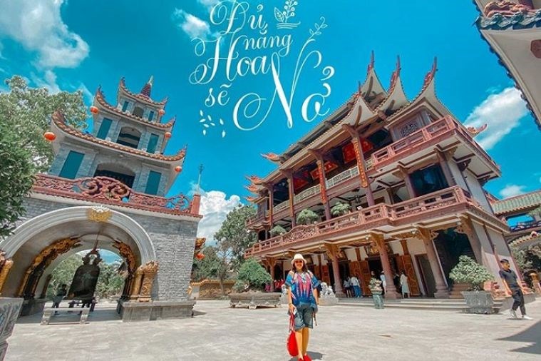 Tour Quy Nhơn - Hầm Hô - Kỳ Co - Eo Gió - Tháp Đôi 4 Ngày 3 Đêm
