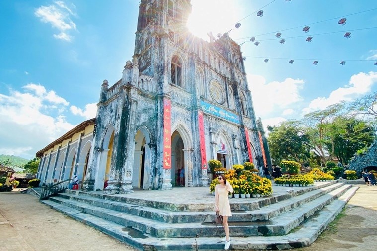  Tour Phú Yên Khởi Hành từ Quy Nhơn 1 Ngày