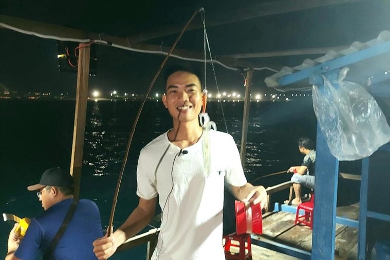 Tour Câu Mực Đêm Quy Nhơn 1 Ngày