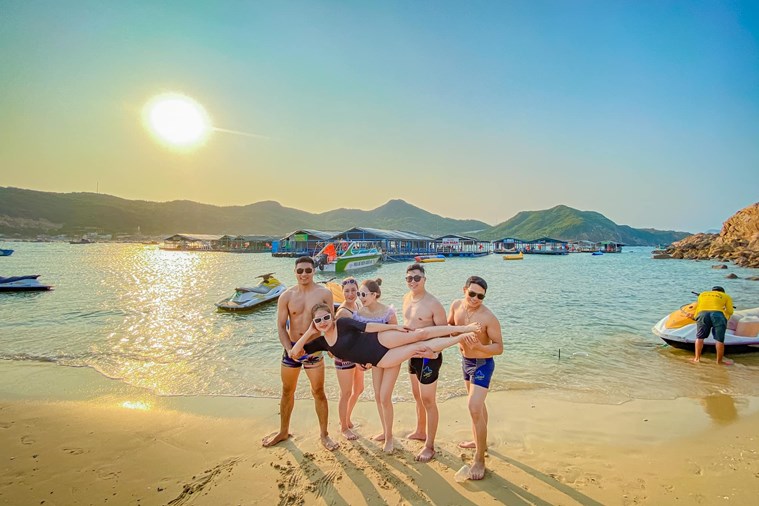 Tour Hòn Khô – Lặn Ngắm San Hô 1 Ngày