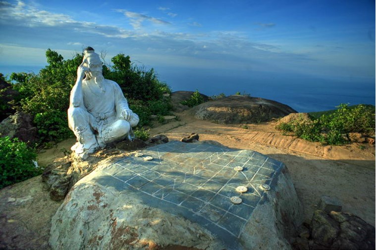 Tour Sơn Trà - Ngũ Hành Sơn - Hội An (buổi chiều)