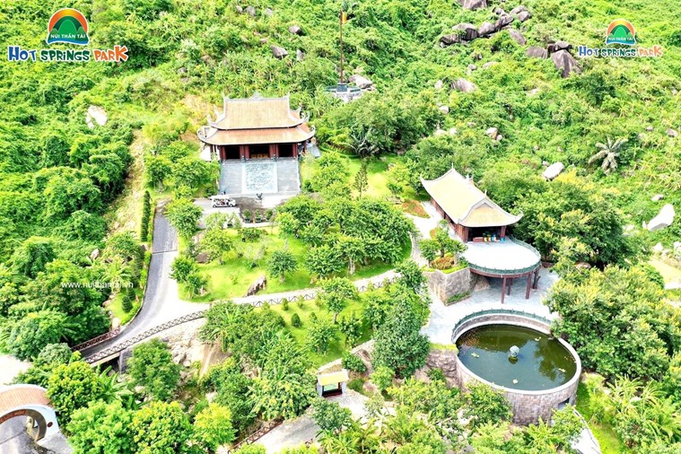 Tour Sơn Trà - Ngũ Hành Sơn - Hội An - Bà Nà - Núi Thần Tài 3 ngày 2 đêm
