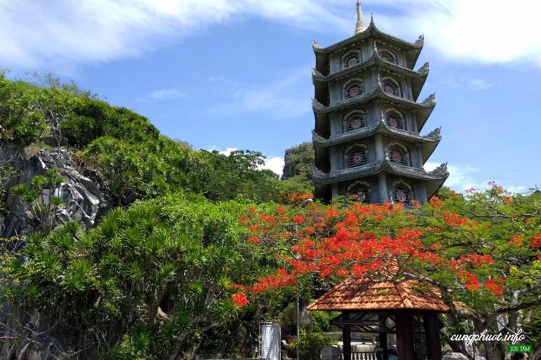 Tour Sơn Trà - Ngũ Hành Sơn - Hội An - Bà Nà - Núi Thần Tài 3 ngày 2 đêm