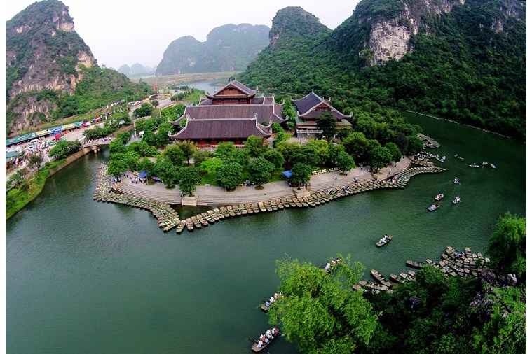 Tour Chùa Bái Đính - KDL Sinh Thái Tràng An 1 Ngày 