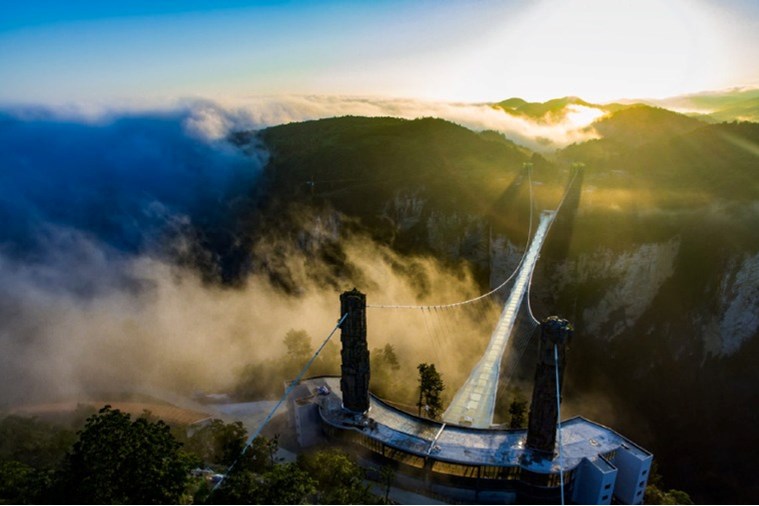 Tour Trung Quốc: Phượng Hoàng Cổ Trấn - Phù Dung Trấn - Trương Gia Giới 6N5D Khởi Hành từ Huế