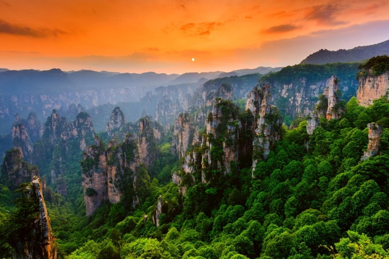 Tour Trung Quốc: Phượng Hoàng Cổ Trấn - Phù Dung Trấn - Trương Gia Giới 6N5D Khởi Hành từ Huế