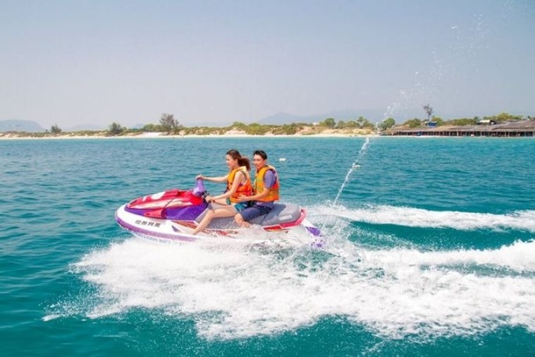 Tour Nha Trang: Du Ngoạn Đảo – Chùa Long Sơn – Tháp Bà Ponagar – Suối Khoáng Tháp Bà 3N2D