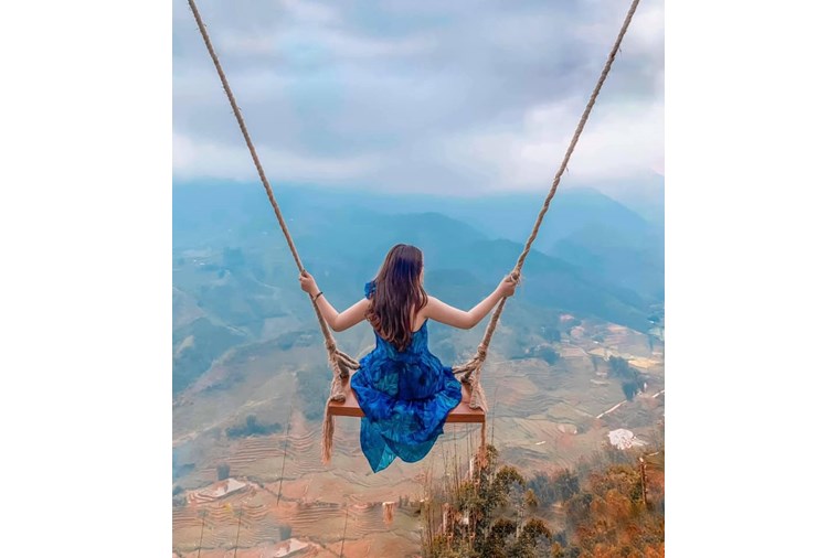 Tour Hồ Chí Minh - Hà Nội - Mộc Châu - Sơn La - Điện Biên - Lai Châu- Sapa 5N4Đ