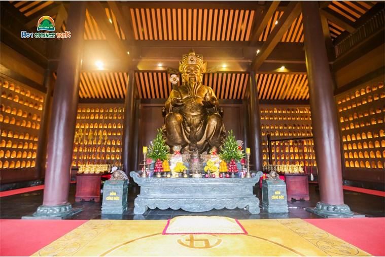 Tour Núi Thần Tài 1 ngày