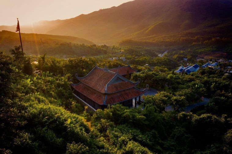 Tour Núi Thần Tài 2 ngày 1 đêm