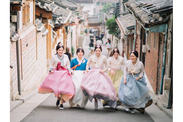 Tour Hàn Quốc: Nami - Seoul - Lotte World - Painter Show - Bukchon Hanok 5N4D Khởi Hành từ Hồ Chí Minh