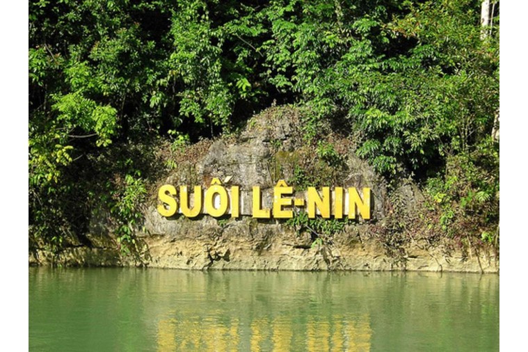 TOUR DU LỊCH HÀ NỘI – HÀ GIANG – CAO BẰNG – BẮC CẠN