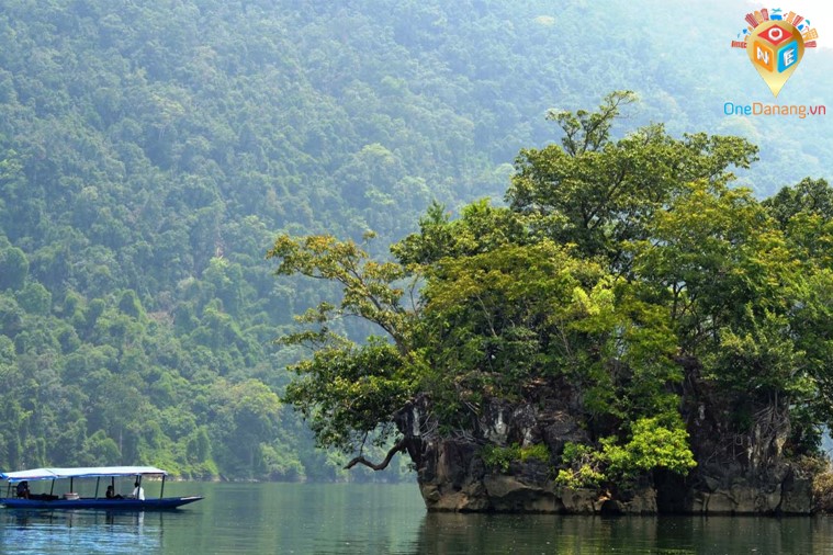 TOUR DU LỊCH HÀ NỘI – HÀ GIANG – CAO BẰNG – BẮC CẠN