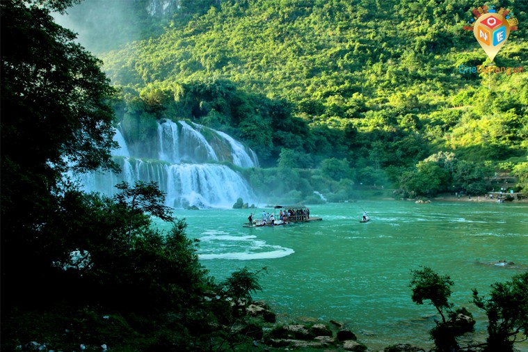 TOUR DU LỊCH HÀ NỘI – HÀ GIANG – CAO BẰNG – BẮC CẠN