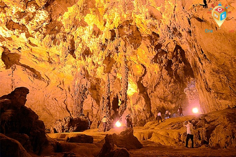 TOUR DU LỊCH HÀ NỘI – HÀ GIANG – CAO BẰNG – BẮC CẠN