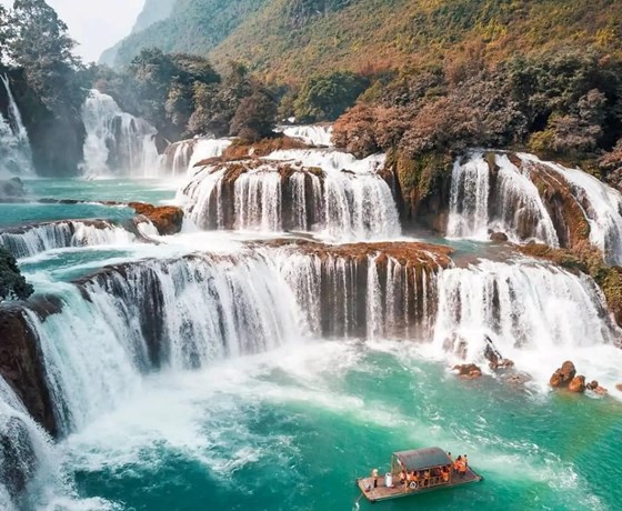 Tour Hồ Chí Minh - Hà Nội - Cao Bằng -Bắc Cạn  Hà Giang 5N4Đ