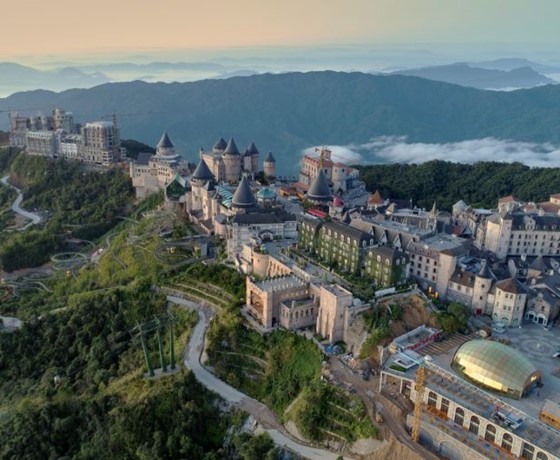 Thuê Xe Đà Nẵng - Bà Nà - 4 - 7 - 16 Chỗ