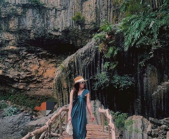 Tour Làng Cafe Trung Nguyên – Đá Voi Mẹ - Hồ Lăk – Thác Draynur