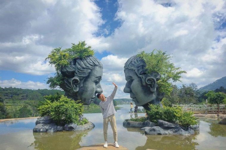 Tour Chinh Phục Đỉnh LangBiang - Thác DaTanLa - Crazy House